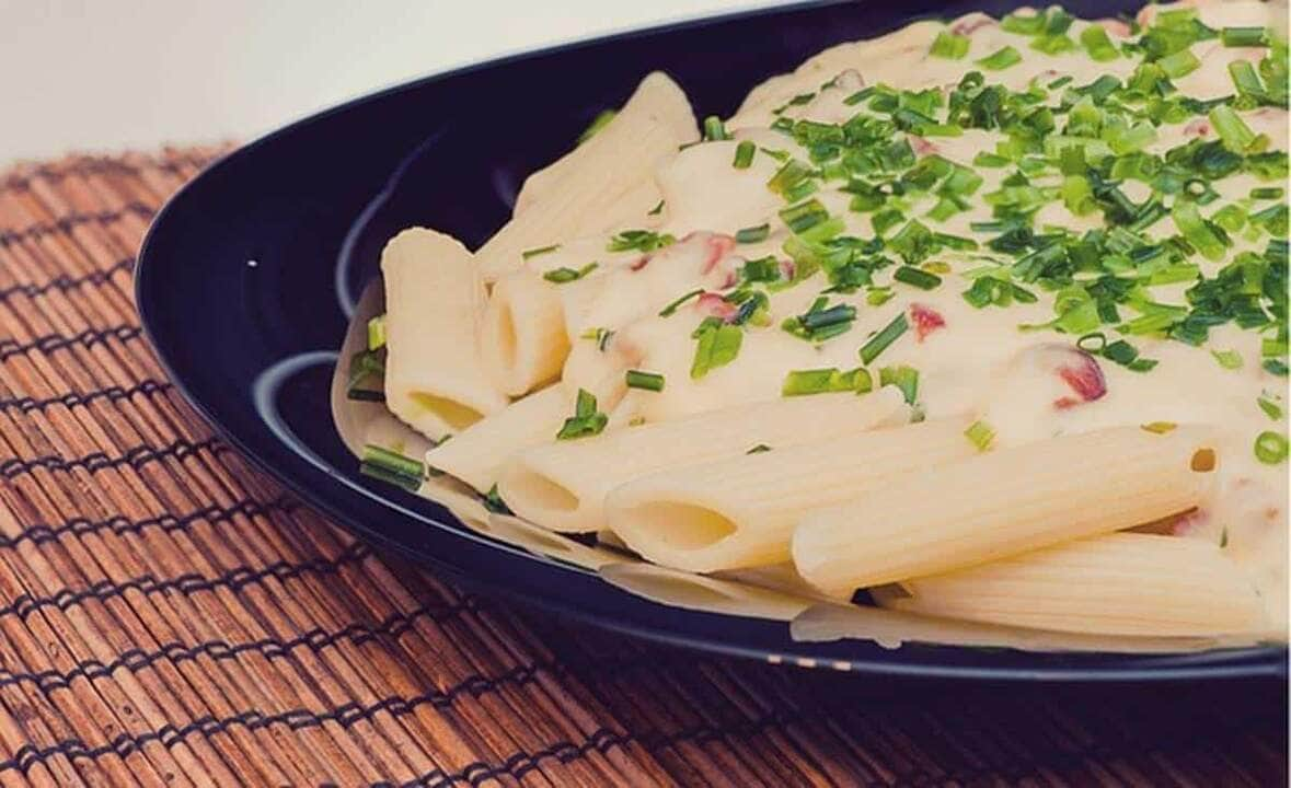 como fazer penne ao molho branco