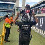 policia civil devolve para mae menino abandonado pelo pai durante jogo na arena pantanal
