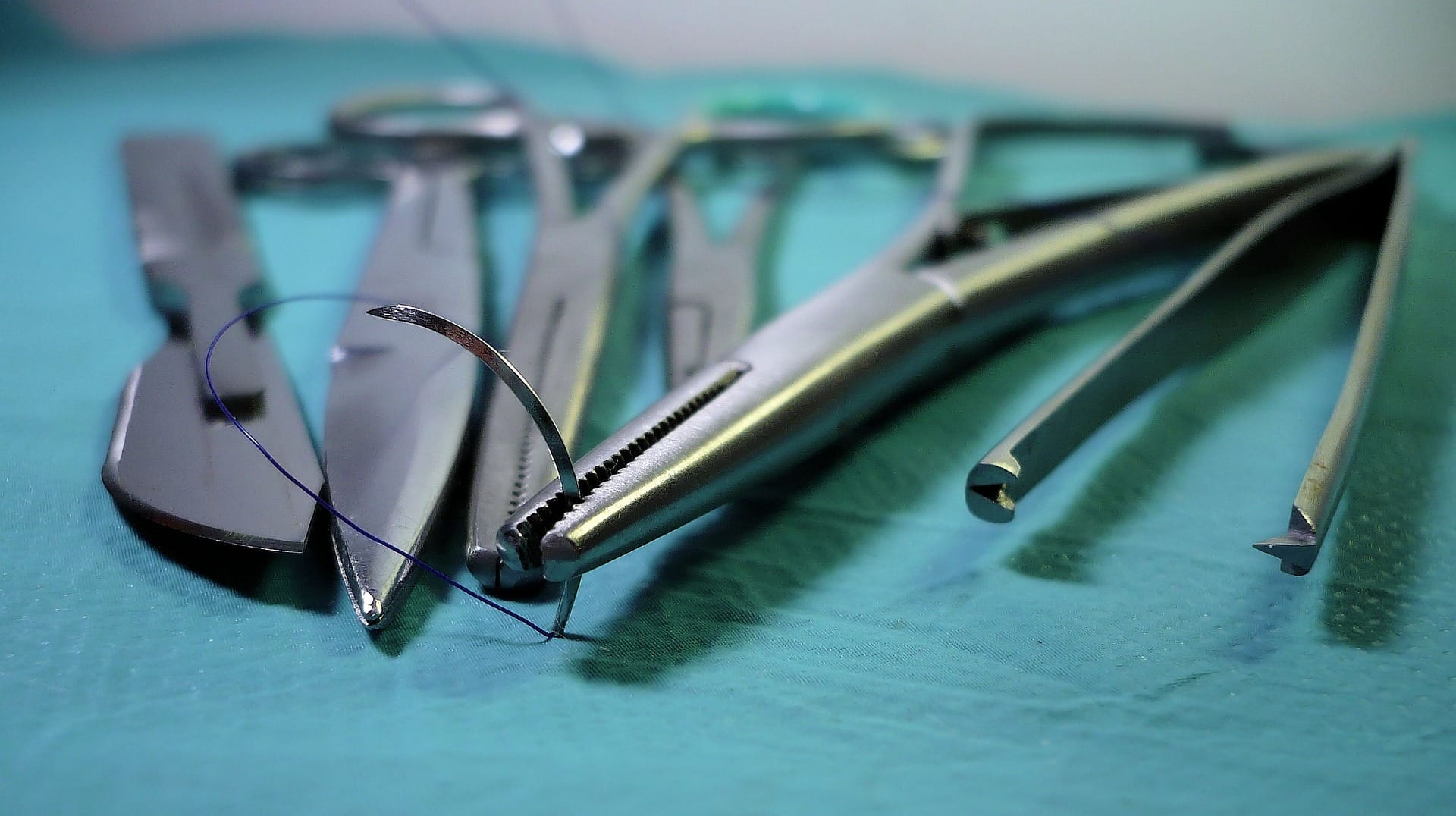 Médicos esquecem tesoura dentro da barriga de paciente durante cirurgia em Mato Grosso