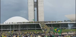 Terroristas bolsonaristas invadem Congresso Nacional, Palácio do Planalto e STF, em Brasília