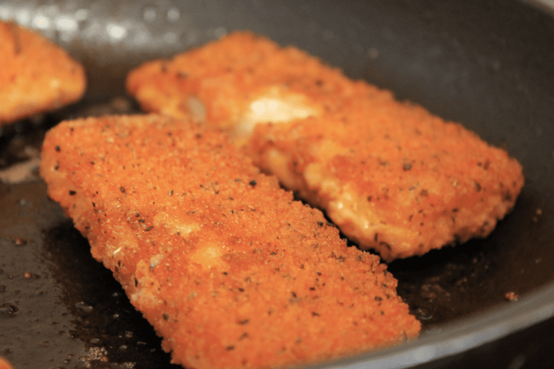 Peixe a milanesa, e ainda por cima na airfryer, tente fazer