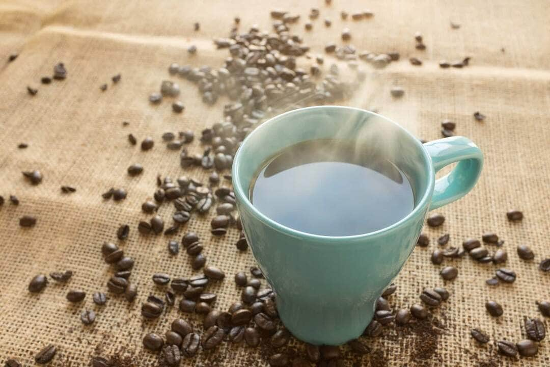 Beber café muito quente pode causar câncer de esôfago