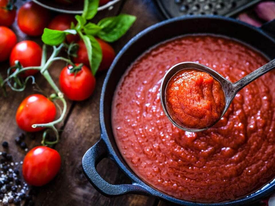 como fazer molho de tomate caseiro