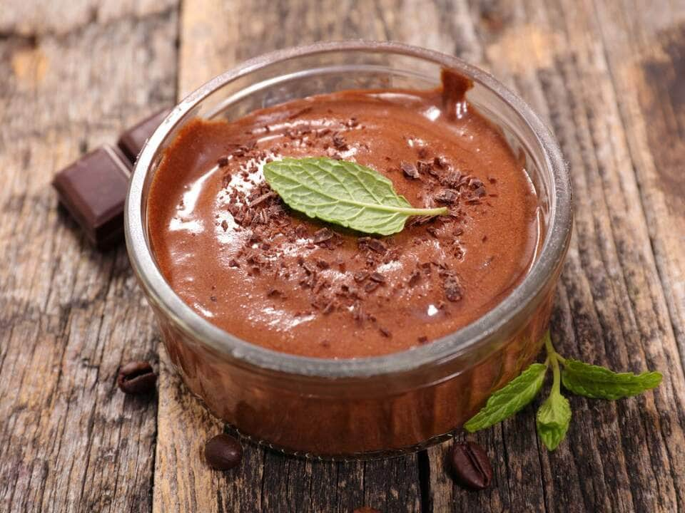 como fazer mousse de chocolate