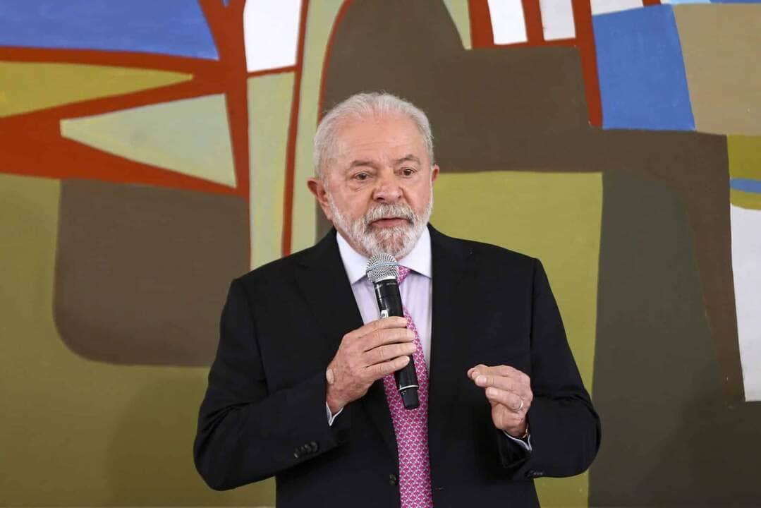 lula diz que democracia e o patrimonio mais precioso da populacao scaled