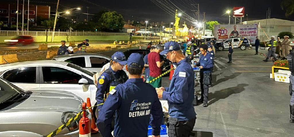 operacao lei seca flagra quatro motoristas embriagados e nove sem habilitacao em vg