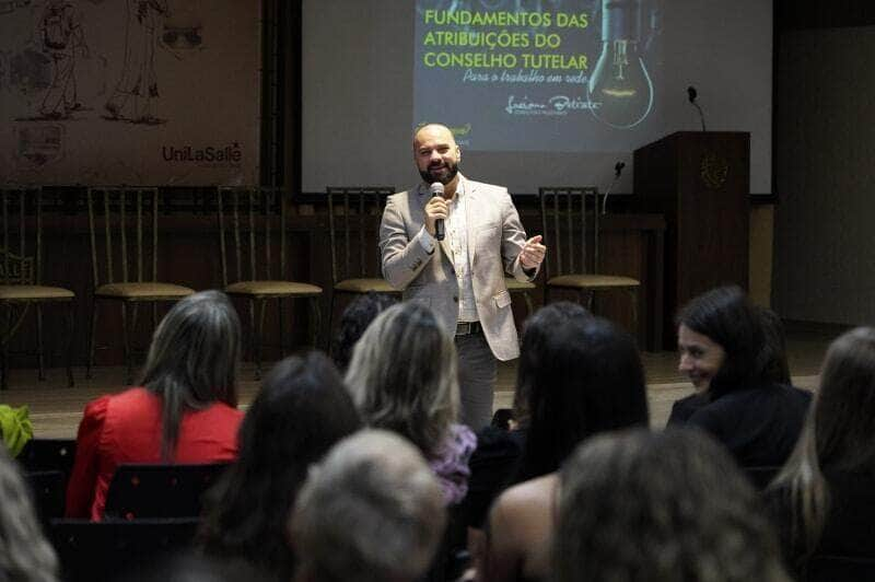 capacitacao de conselheiros tutelares reune agentes de lucas do rio verde e tapurah