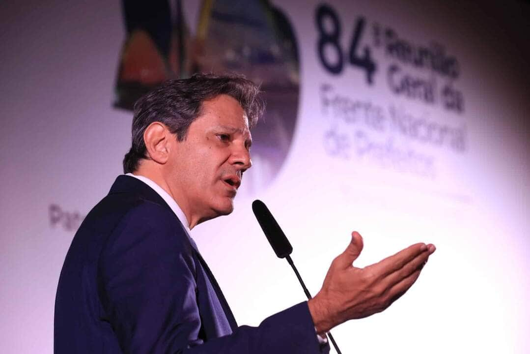 haddad garante que municipios nao perderao receita com novo imposto scaled