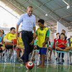 iniciativa e uma parceria da prefeitura de lucas do rio verde instituto futebol de rua e rumo logistica