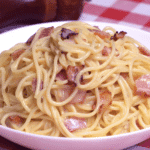 ESPAGUETES CARBONARA RECEITA TRADICIONAL