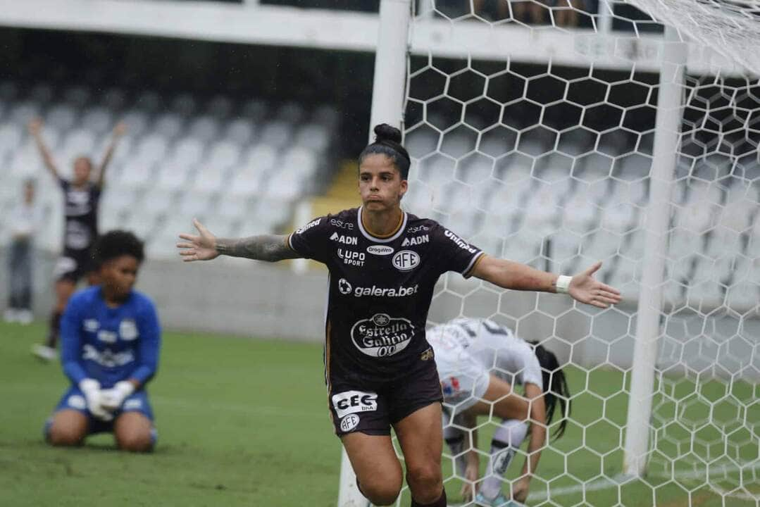 patricia sochor leva ferroviaria a lideranca do brasileiro feminino scaled