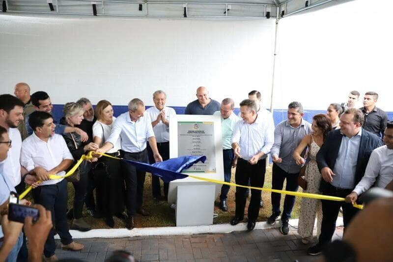 segunda feira e marcada pela entrega de obras com presenca do governador mauro mendes