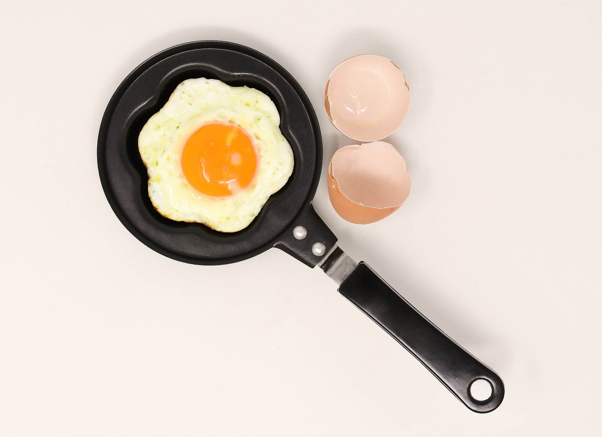 Os ovos sao um alimento extremamente nutritivo com uma variedade de vitaminas e minerais importantes