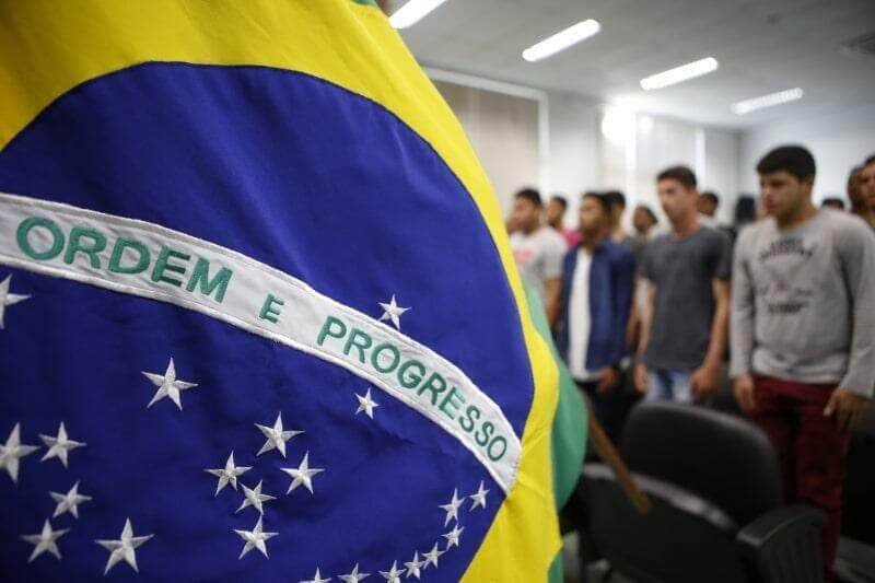 cerimonia de juramento a bandeira sera realizada na proxima sexta feira 14