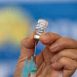 cidade de sp comeca a vacinar maiores de 50 anos com dose bivalente
