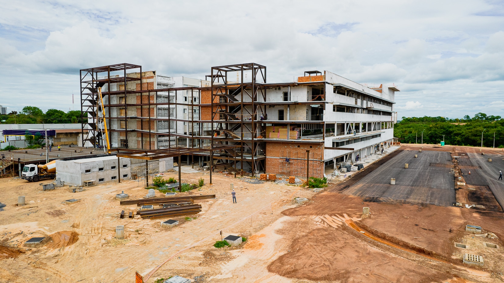 Redesenhado pela atual gestão, o novo projeto do Hospital Central é executado pela SES-MT, com o total de 32 mil m² de área construída