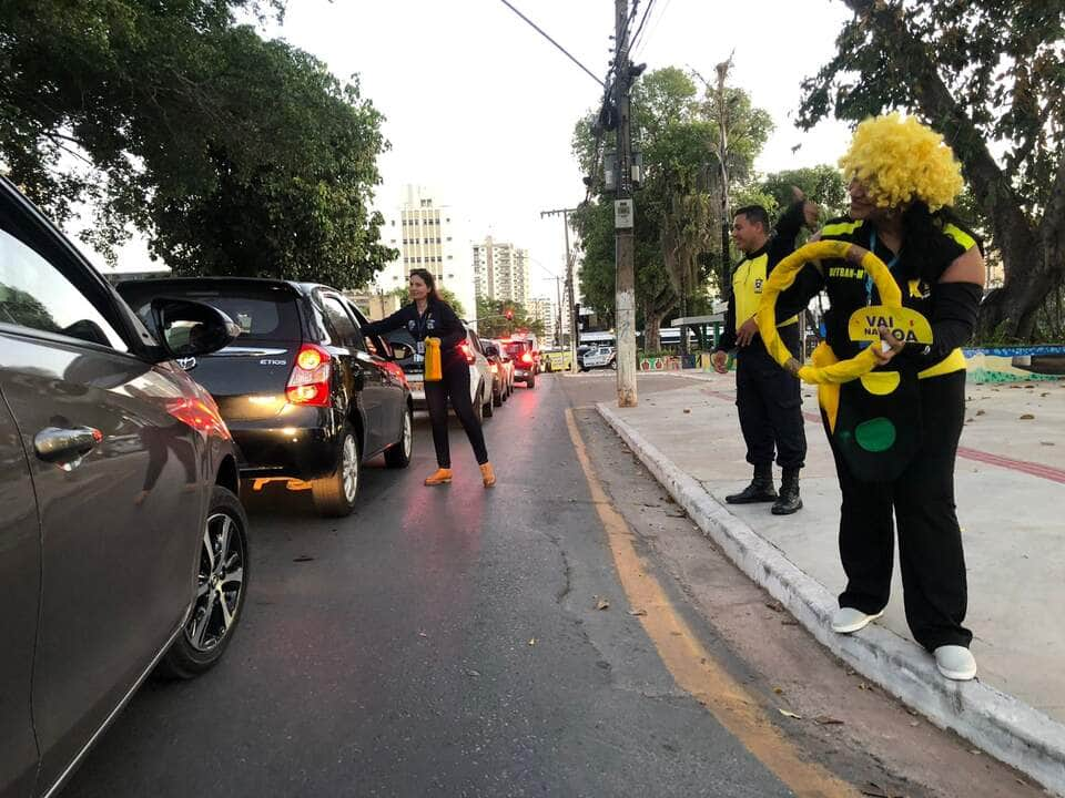 Pit Stop educativo na avenida São Sebastião, em Cuiabá  - Foto por: Assessoria/Detran-MT