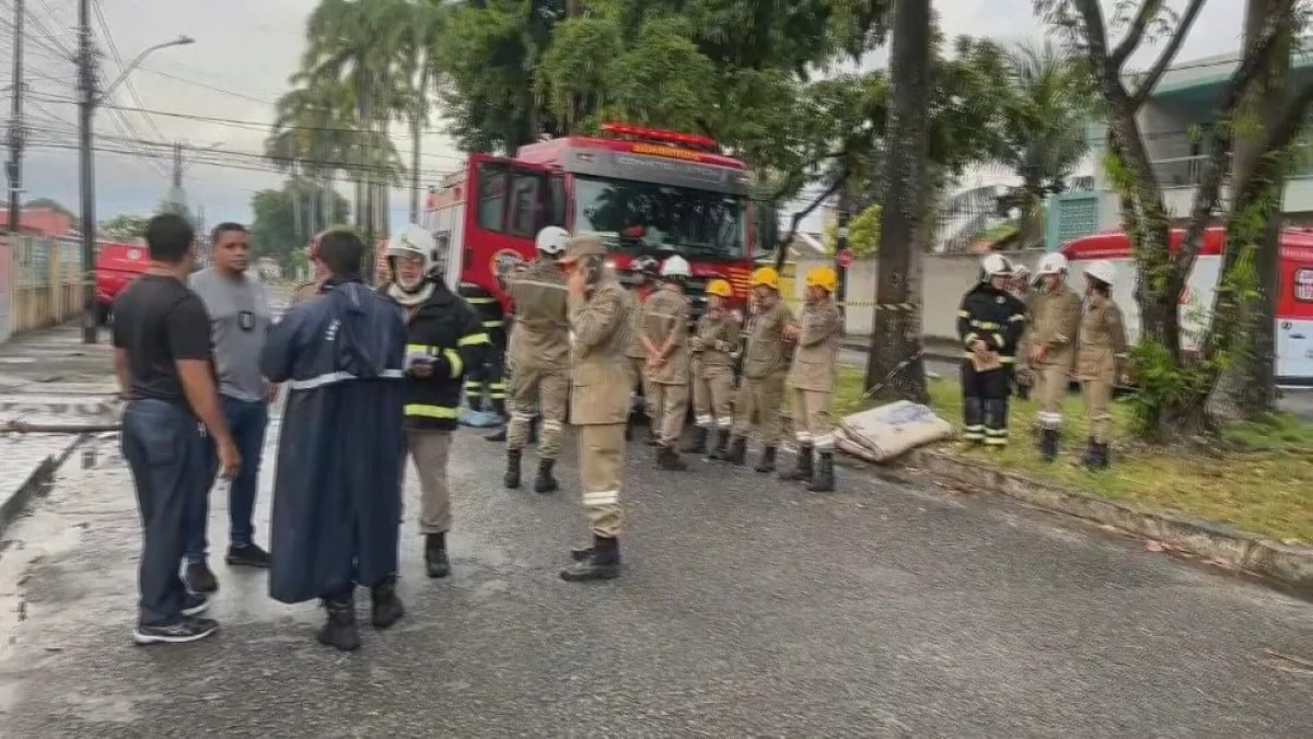 Três crianças e um adulto morrem em incêndio no Recife; 15 ficam feridos