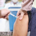 Unidades de saúde atenderão em horário estendido para vacinação nesta sexta-feira (19)