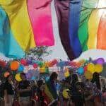 ong oferece oficinas de criacao artistica para pessoas lgbtqia