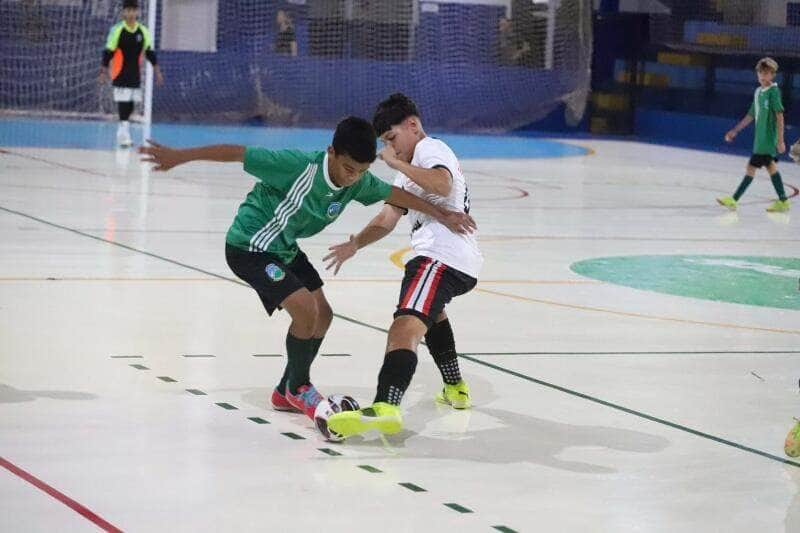 partidas do futsal marcam inicio dos jogos escolares em lucas do rio verde