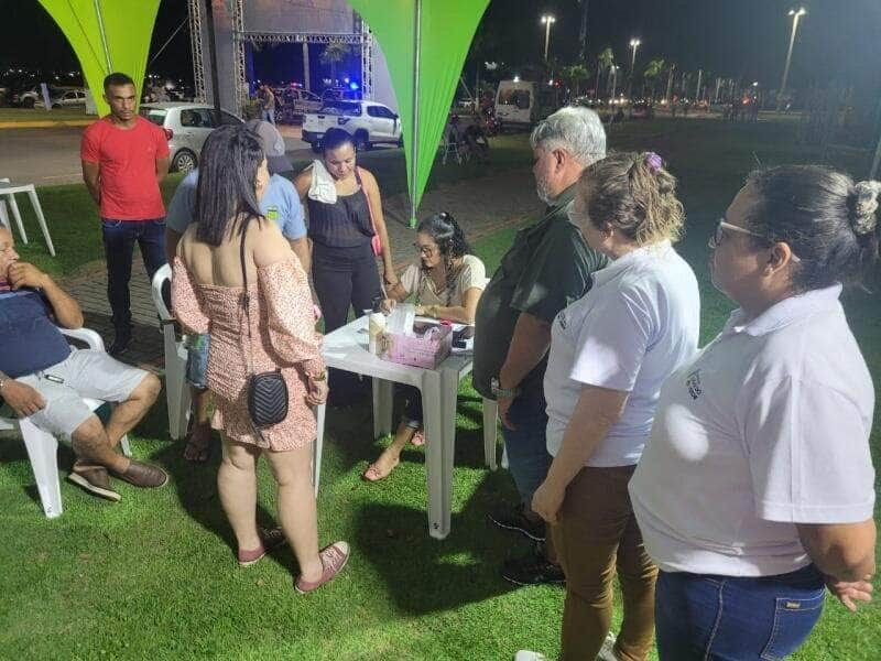 saude vacina cerca de 40 pessoas durante a festa do milho