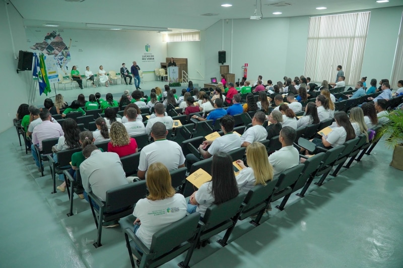 10ª conferencia municipal de assistencia social discute a reconstrucao do suas