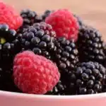 Diga adeus à inflamação crônica com estas frutas de baixo índice glicêmico