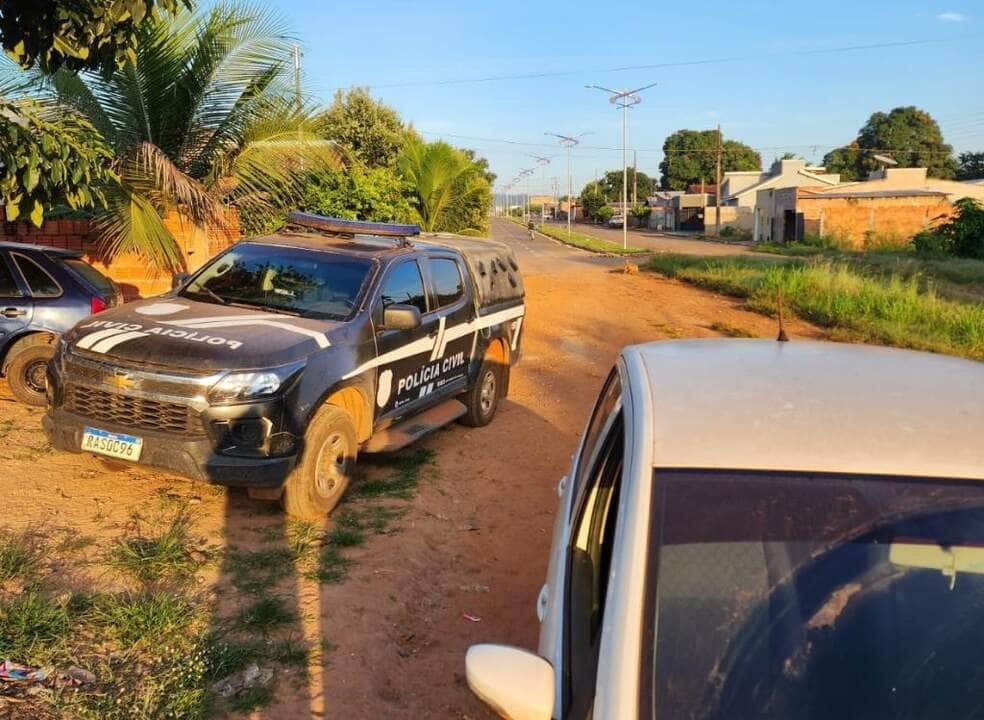 Policiais civis de Lucas do Rio Verde participam de operacao contra faccao criminosa em MT