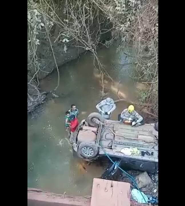 Policial Militar morre após carro cair de ponte de madeira em Mato Grosso