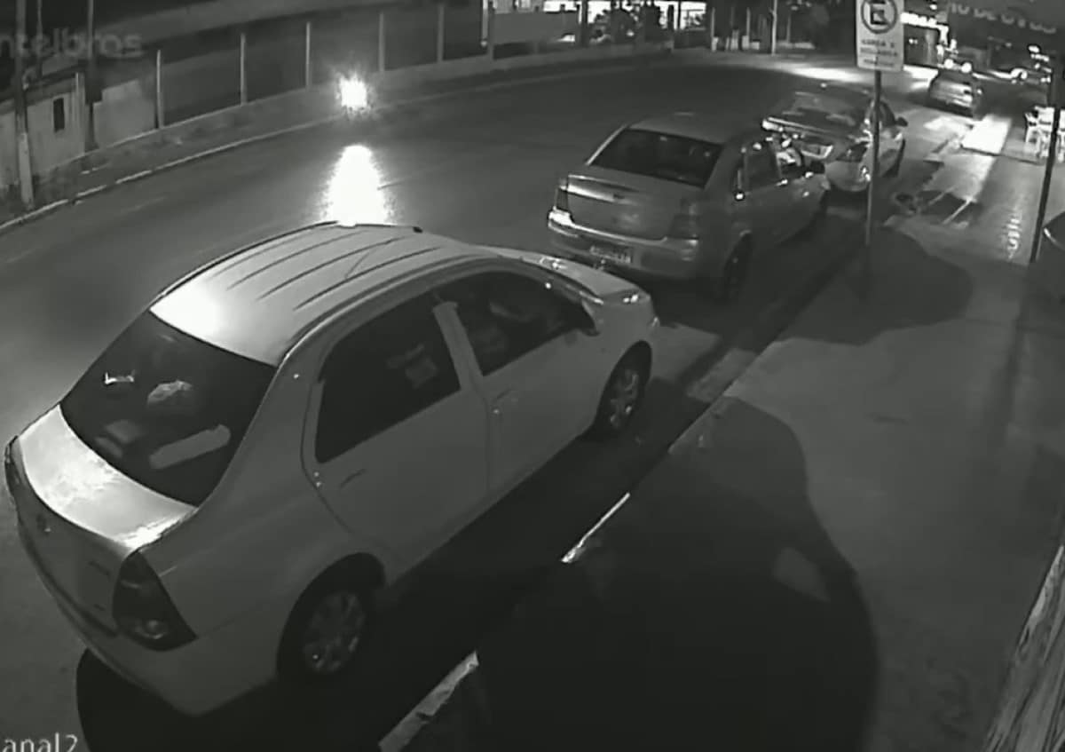 Vídeo mostra momento em que entregador é atropelado por carro em Cuiabá