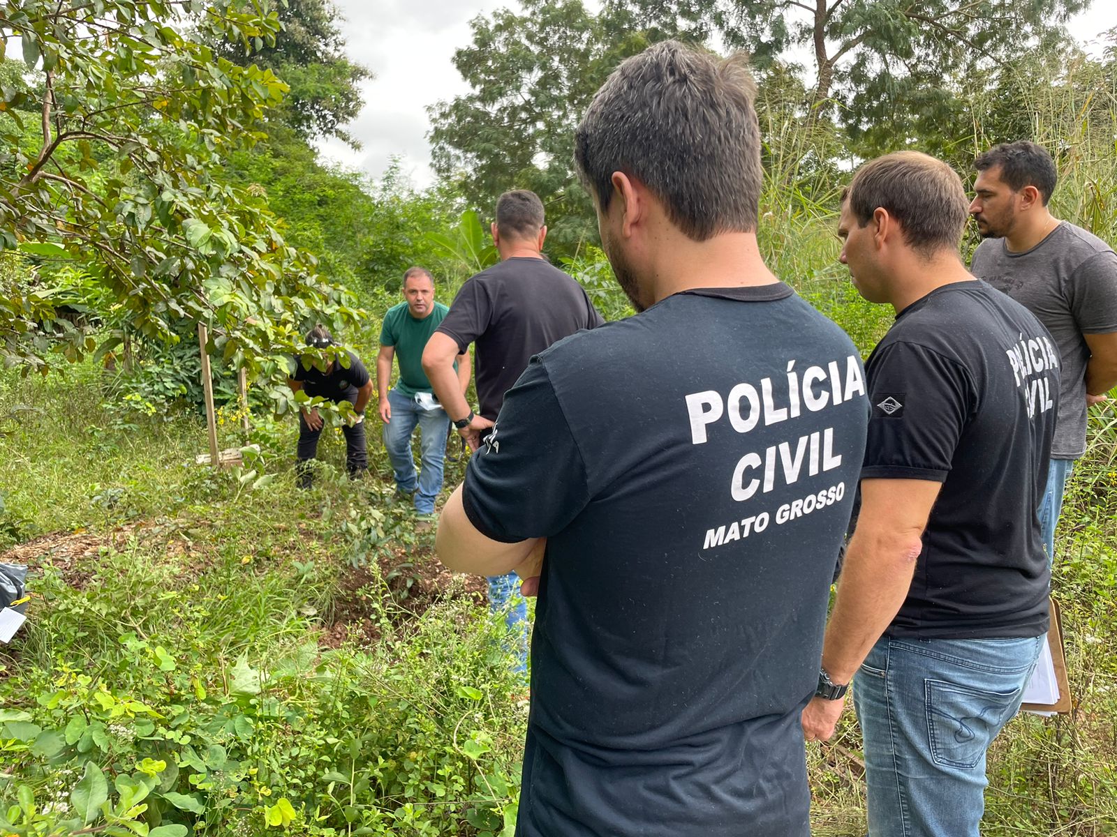 Polícia Civil cumpre prisão de integrantes de grupo criminoso e localiza corpo de jovem desaparecido