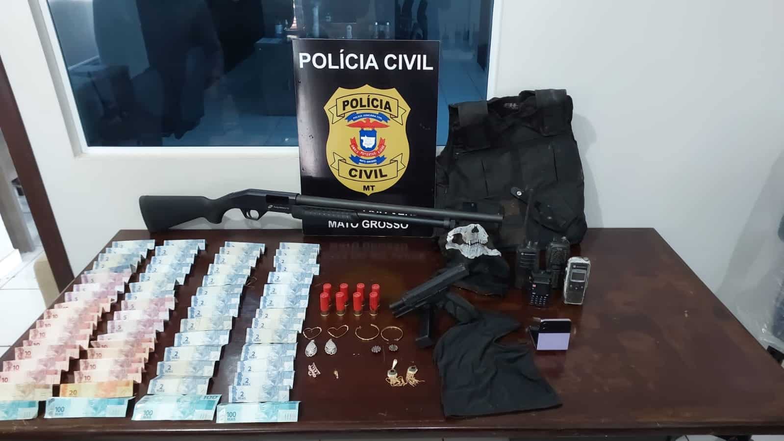 PJ deflagra operação, apreende armas e colete balístico em Lucas do Rio Verde