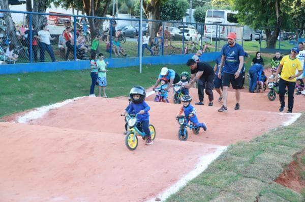 atletas de 11 municipios se reunem na 1ª etapa do campeonato mato grossense de bmx em sorriso