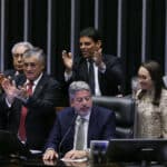camara aprova urgencia para projeto do arcabouco fiscal
