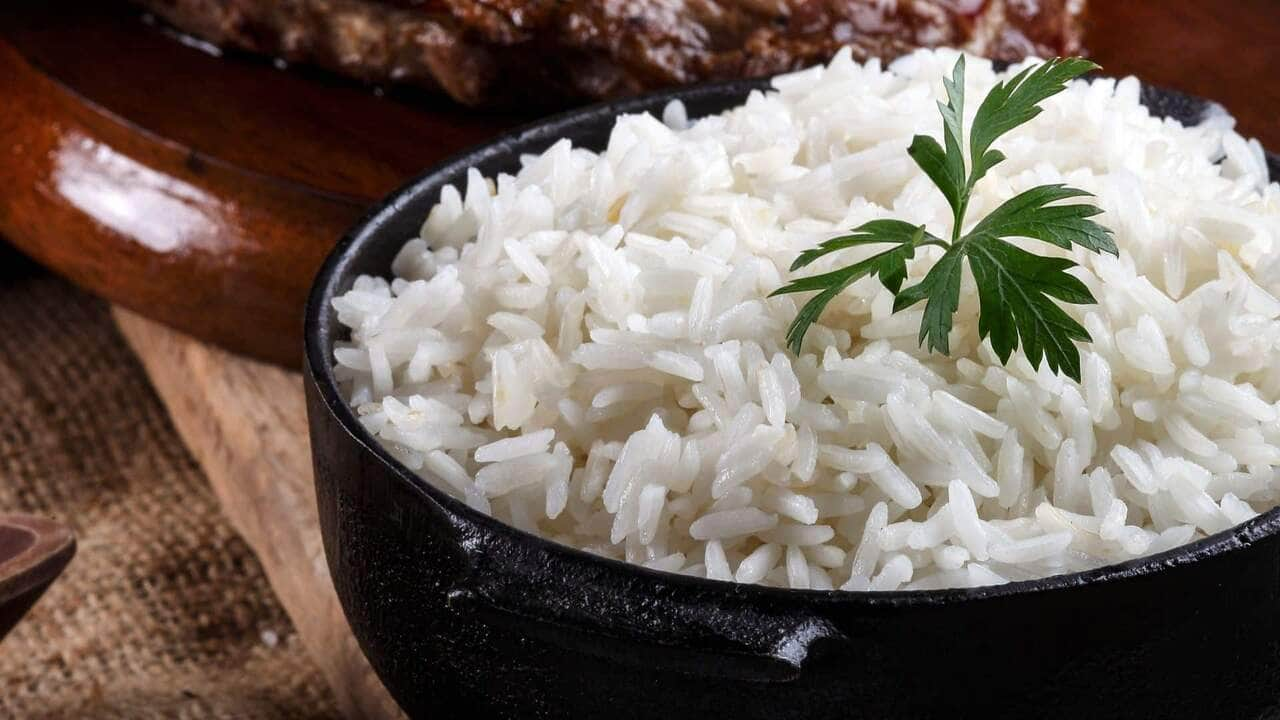 como fazer arroz branco