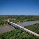 Ponte sobre o Rio Cuiabá no Parque Atalaia  - Foto por: Rodolfo Perdigão/Sinfra-MT
