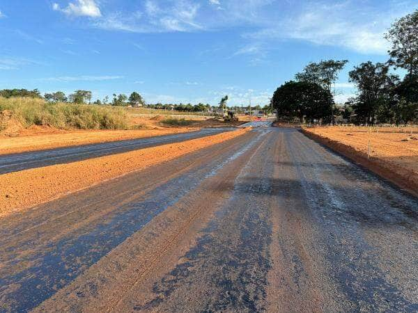 prefeitura acelera obras de duplicacao da rua iguacu na zona leste