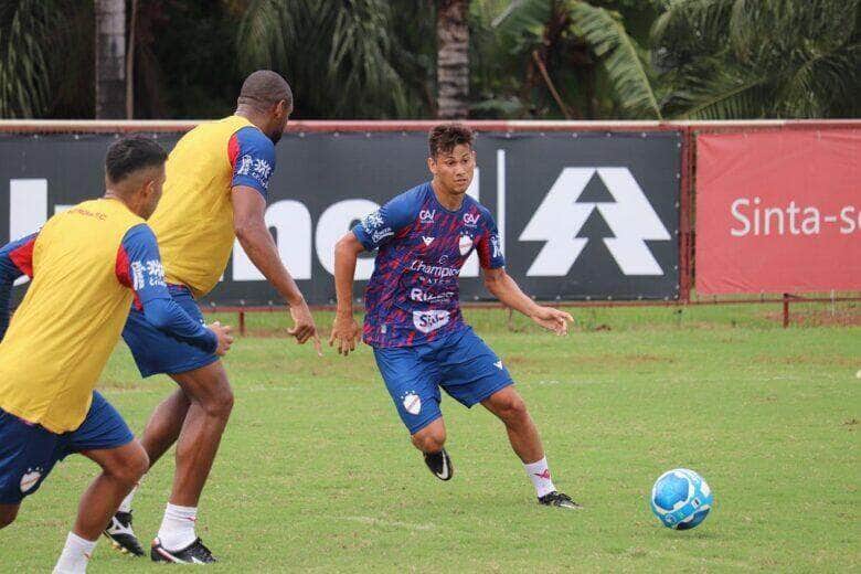 Vila Nova x Avaí; onde assistir ao vivo o jogo deste sábado (12) pela Série B do Campeonato Brasileiro. Foto: Divulgação Vila Nova