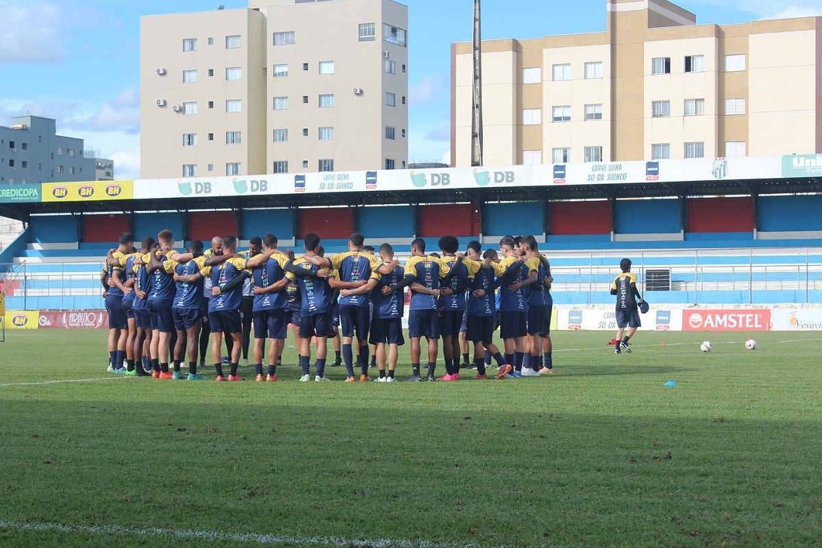 Uberlândia x URT; onde assistir ao vivo o jogo desta quarta-feira (12) pelo Módulo 2 do Mineiro. Foto: Divulgação URT