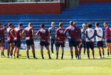 Paraná x Araucária; onde assistir ao vivo o jogo desta sexta-feira (16) pela Segunda Divisão do Paranaense. Foto: Divulgação Paraná