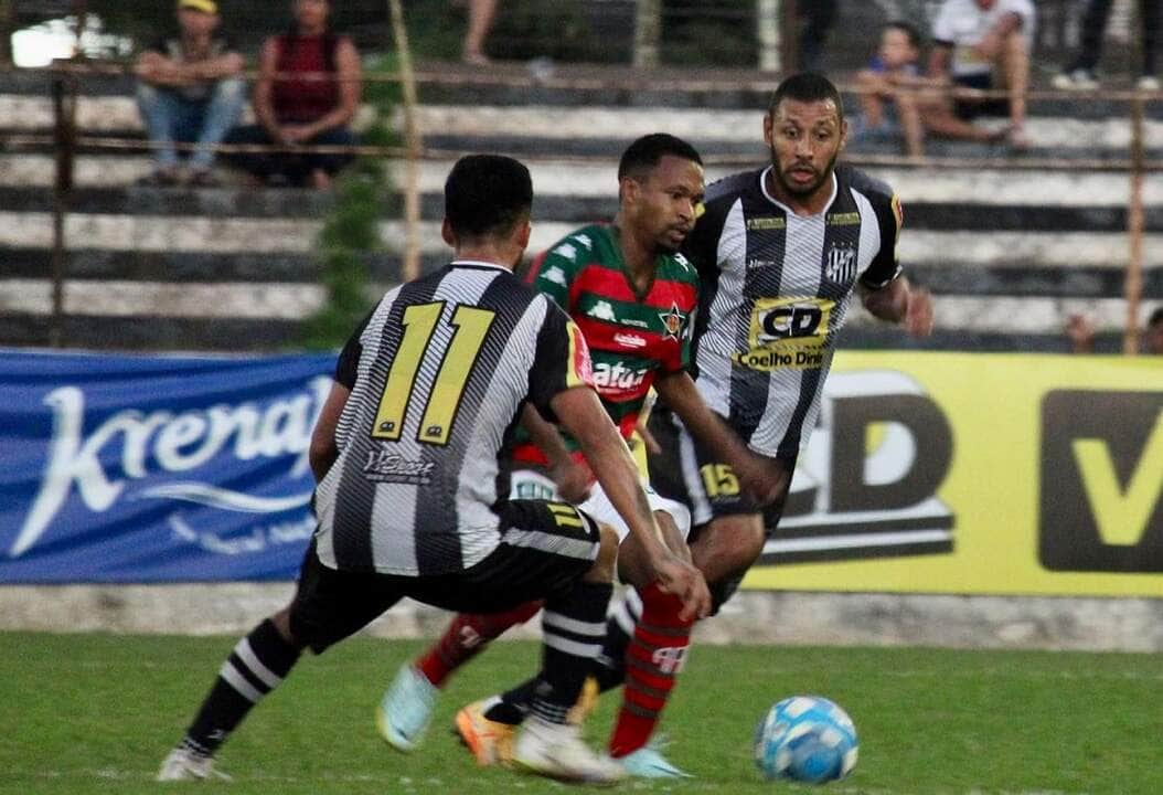 Democrata GV x Vitória-ES; onde assistir ao vivo o jogo desta segunda-feira (3) pela Série D. Foto: Divulgação Democrata GV Democrata GV x Vitória-ES; onde assistir ao vivo o jogo desta segunda-feira (3) pela Série D. Foto: Divulgação Democrata GV