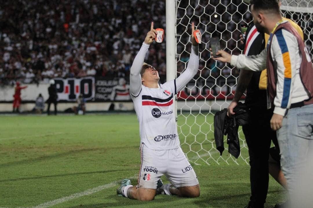 Campinense x Santa Cruz; onde assistir ao vivo o jogo desta segunda-feira (10) pela Série D. Foto: Divulgação Campinense x Santa Cruz; onde assistir ao vivo o jogo desta segunda-feira (10) pela Série D. Foto: Divulgação