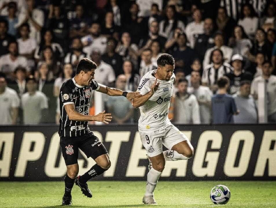 Fortaleza x Santos; onde assistir ao vivo o jogo deste domingo (13) pelo Brasileirão. Foto: Raul Baretta/Santos FC Fortaleza x Santos; onde assistir ao vivo o jogo deste domingo (13) pelo Brasileirão. Foto: Raul Baretta/Santos FC