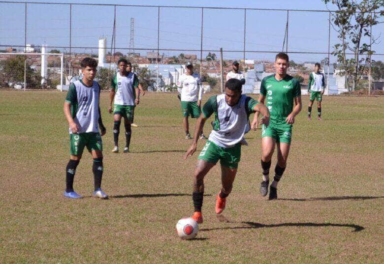 Uberlândia x URT; onde assistir ao vivo o jogo desta quarta-feira (12) pelo Módulo 2 do Mineiro. Foto: Divulgação Uberlândia