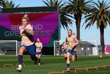 Austrália x Inglaterra; onde assistir ao vivo o jogo desta quarta-feira (16) pela Copa do Mundo Feminina. Divulgação Inglaterra