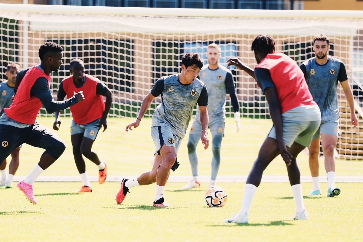 Manchester United x Wolverhampton; onde assistir ao vivo o jogo desta segunda-feira (14) pela Premier League. Foto: Divulgação Wolves