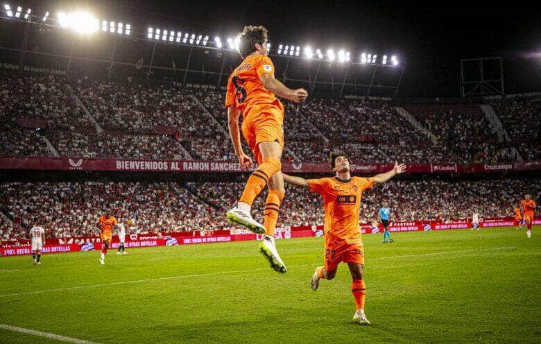 Valencia x Las Palmas; onde assistir ao vivo o jogo desta sexta-feira (18) pelo Campeonato Espanhol. Foto: Divulgação Valencia