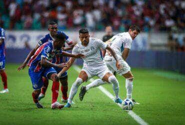 Cuiabá x Bahia; onde assistir ao vivo o jogo deste sábado (8) pelo Brasileirão. Foto: Lucas Uebel/GFBPA