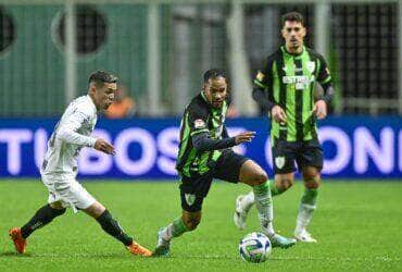 América-MG x Goiás; onde assistir ao vivo o jogo deste domingo (13) pelo Brasileirão. Foto: Mourão Panda/América-MG